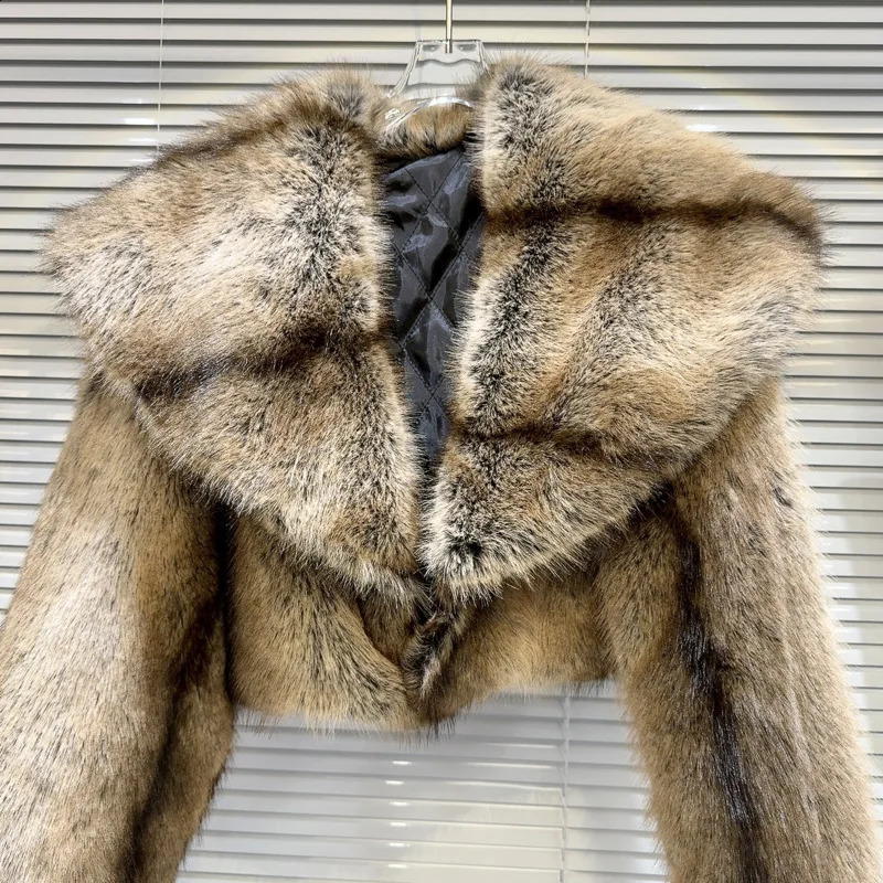 DEAT Winter Project Niche Fashion Womens Big Collar Fur n Quilted Coat Contrast Color Short Jacket Womens 11A0771 240923