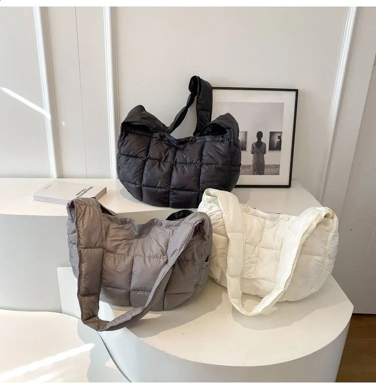 Casual Quilted Padded Crossbody Bag for Women Soft Nylon Down Cotton Wide Strap Shoulder Bags Large Capacity Hobos Puffer Bag 240930