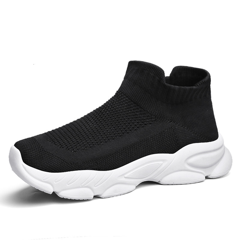 Laceless men's in autumn, breathable fly woven mesh, one foot kick, sports and leisure running, soft soled, black socks, trendy shoes
