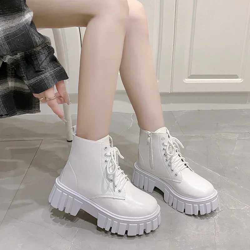 2024 White New Women Ankle Boots Autumn Winter Platform Zipper Women Punk Boots Thick Sole Lace Up Combat Booties Female MujerXJ250217