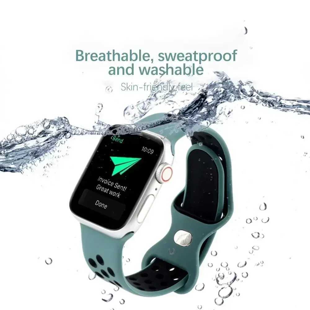 Apple Watch Band 49mm 44mm 45mm 42mm 41mm 38mm 40mm Correa Silicone Sports Bracelet IWatch 8 SE 7 6 5 Ultra 49mm W241007