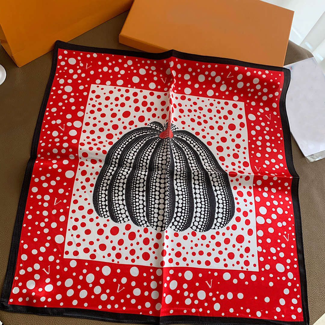 Women Designer Scarf Silk for Daily Pumpkin Pattern Silky Headband Shawl Scarf with Letter Print Animal Pattern Classic Girl Gift Scarf Size 50X50CM
