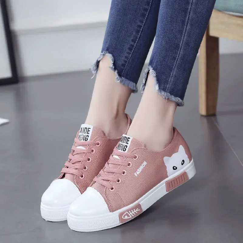 Womens Spring Cartoon Cat Womens Casual Shoes Comfortable Flat Vulcanized Shoes Womens Sports Shoes White Shoes Y241007