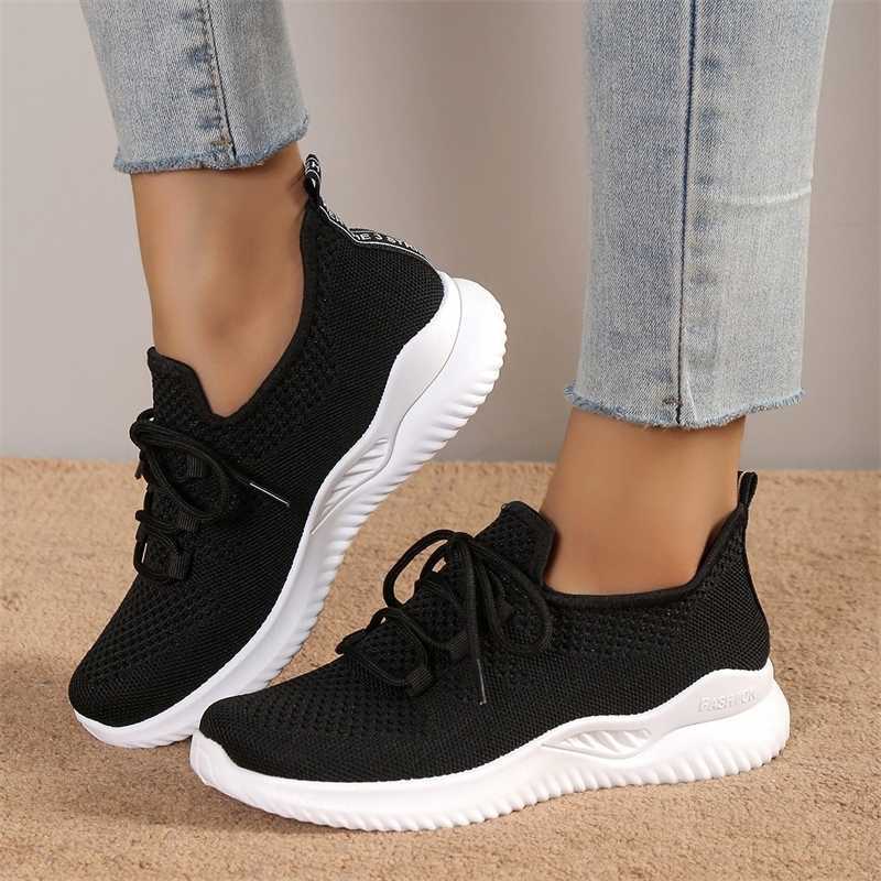 Womens sports shoes fashionable lace mesh breathable outdoor walking white shoes round toe anti slip thick soled tennis shoes Y241007