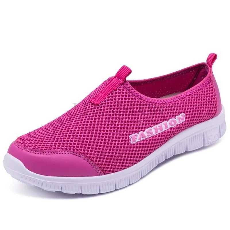 Mesh shoes new womens lightweight sports shoes breathable and comfortable in summer and autumn mesh womens large-sized casual outdoor shoes Y241007
