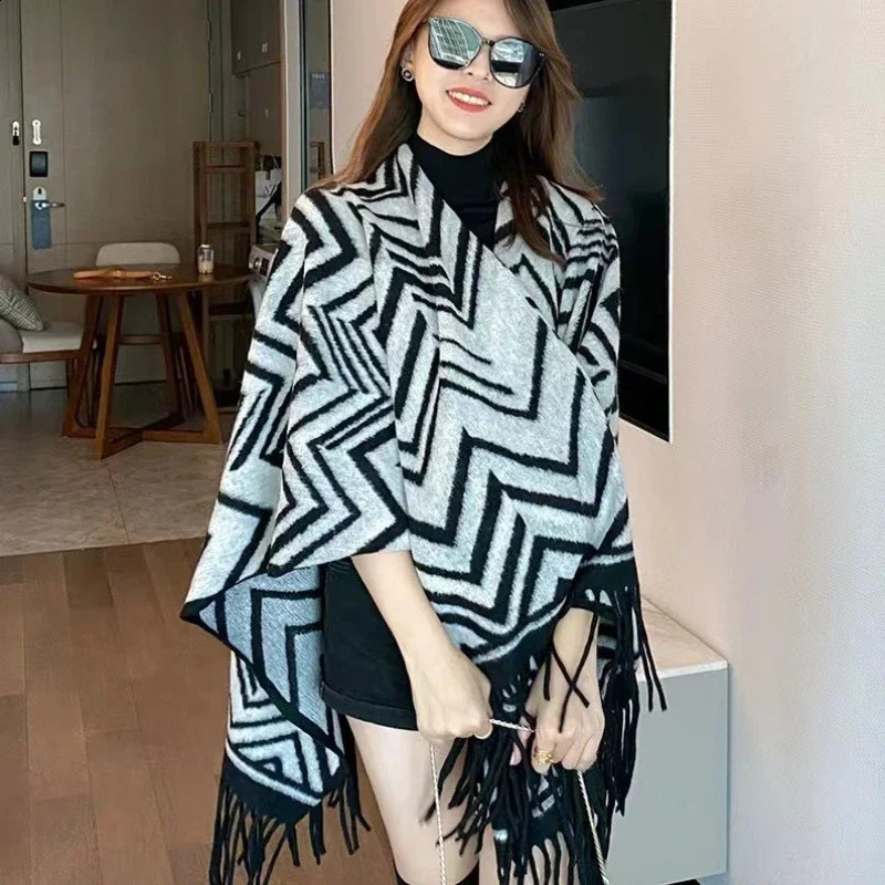 Fashion n classic scarf womens cashmere plain shawl womens soft casual raincoat 241007