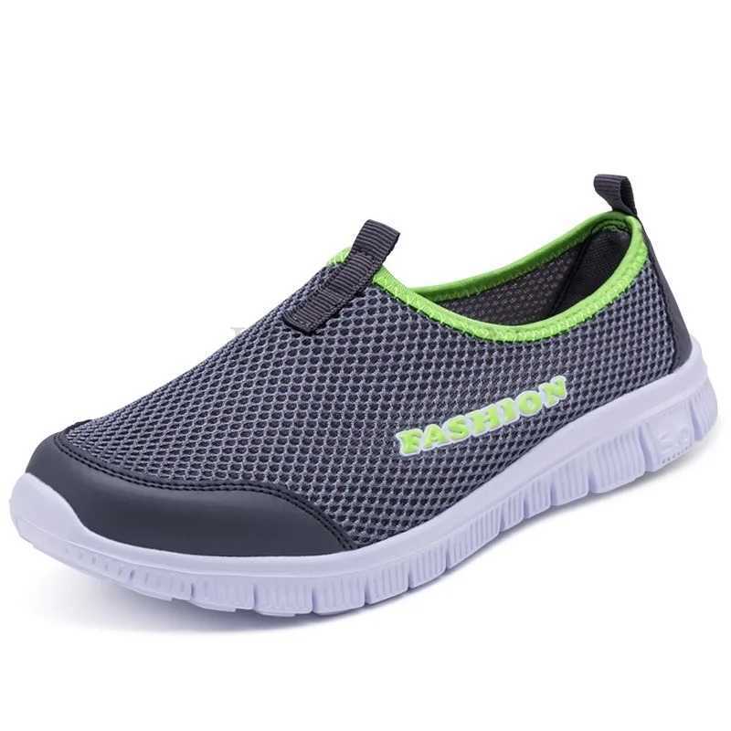 Mesh shoes new womens lightweight sports shoes breathable and comfortable in summer and autumn mesh womens large-sized casual outdoor shoes Y241007