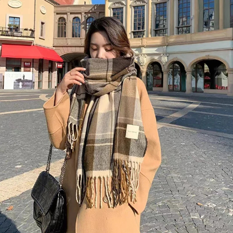 Autumn and winter scarves fashionable Korean plain thick scarves warm shawls for male and female students 241007