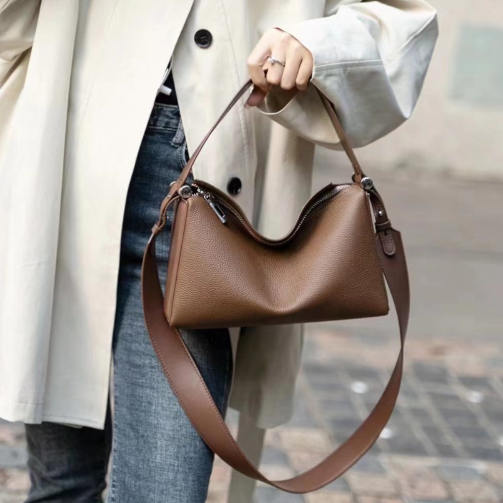 Moda Leather Texture Strap All-Match Zip Women Crossbody Dermis Solid Simple Commuter Underarm Cowhide Shoulder Bags Female