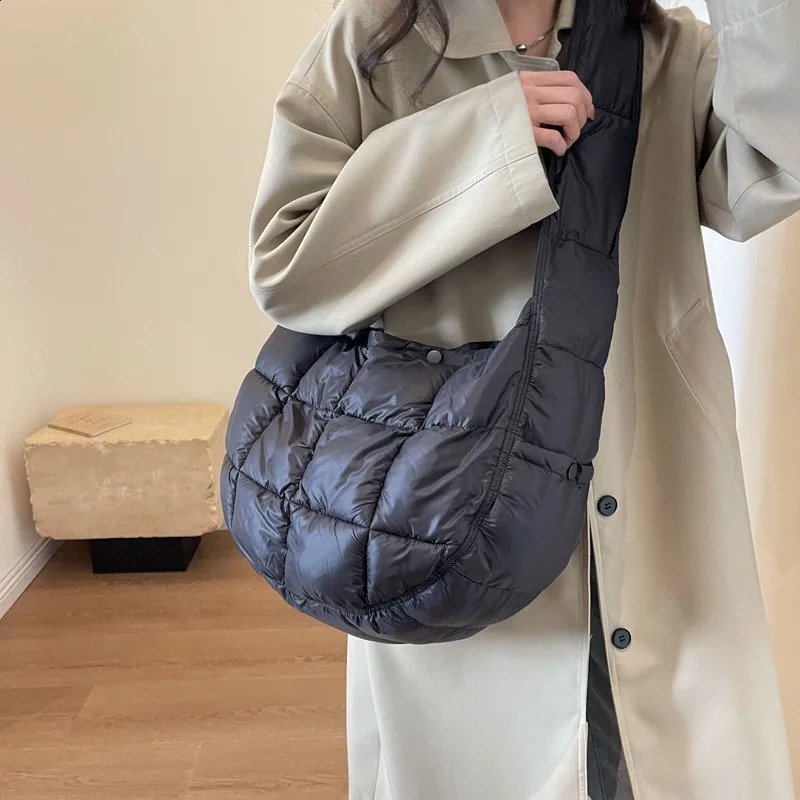 Casual Quilted Padded Crossbody Bag for Women Soft Nylon Down Cotton Wide Strap Shoulder Bags Large Capacity Hobos Puffer Bag 240930