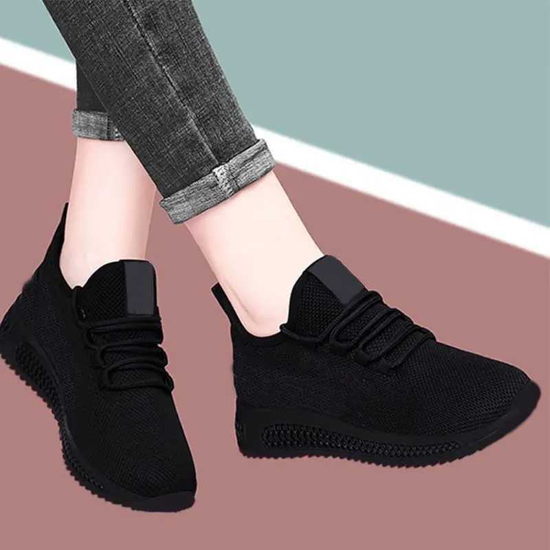 Womens breathable and anti slip platform fashionable new casual shoes Korean running shoes black sports shoes womens 2024 autumn Y241017