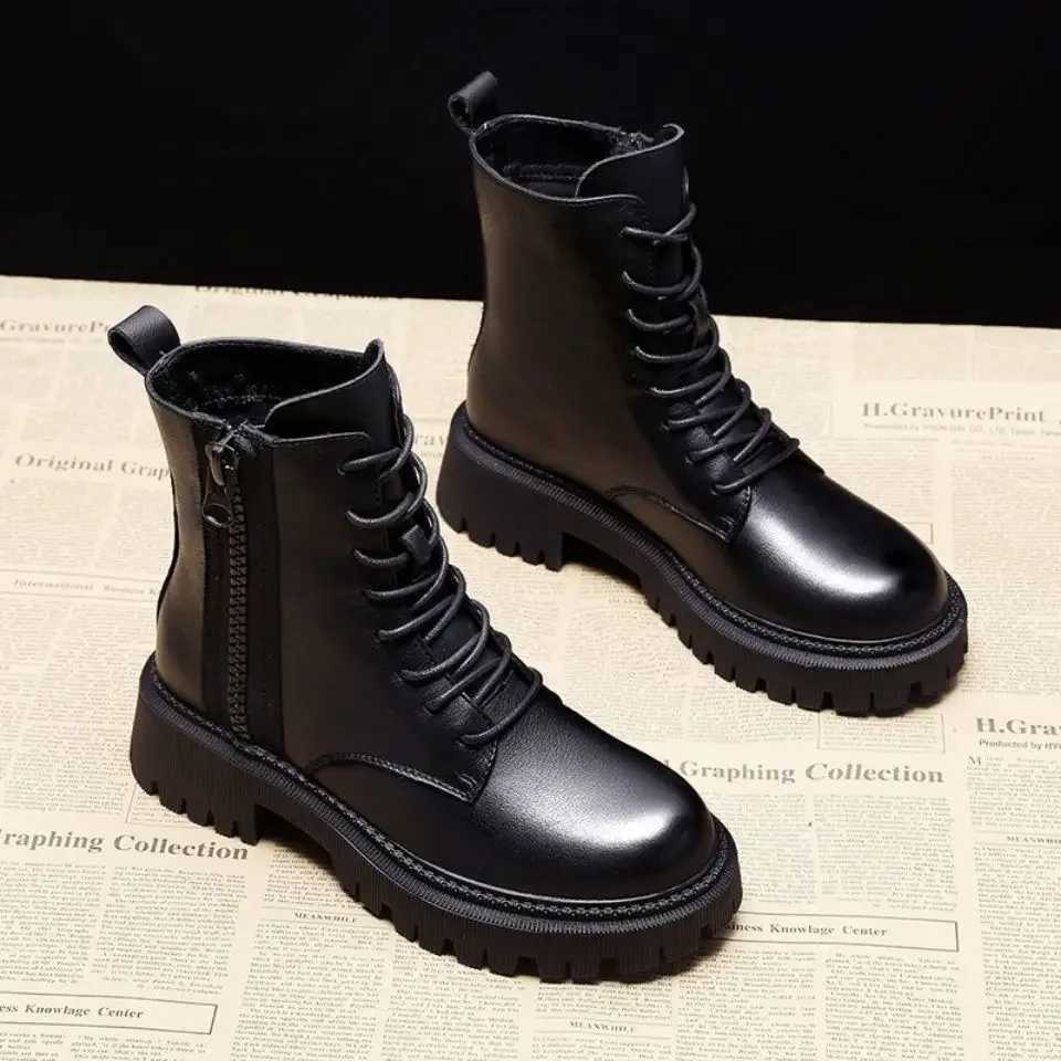 2024 New Thick-soled Female British Style Boots Wild Winter Short Boots Women Shoes Cott Shoes Winter Plus Veet XJ250807