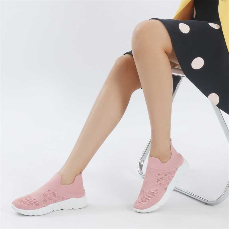 Womens Muse shoes 2024 casual and fashionable running shoes flying womens breathable shoes soft soled trend sports shoes for women Y241007