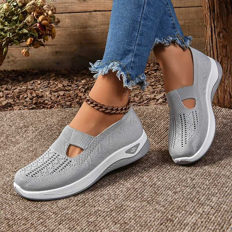 Purple breathable knitted womens sports shoes 2024 hollow thick soled walking shoes womens casual sports shoes Y241007