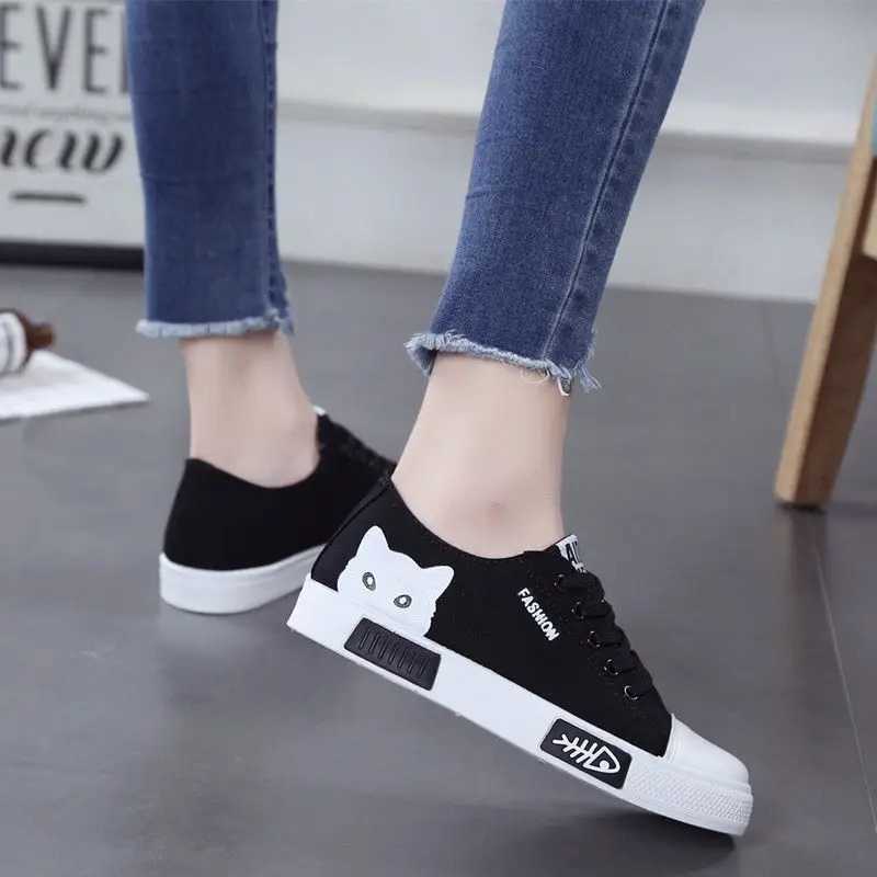 Womens Spring Cartoon Cat Womens Casual Shoes Comfortable Flat Vulcanized Shoes Womens Sports Shoes White Shoes Y241007