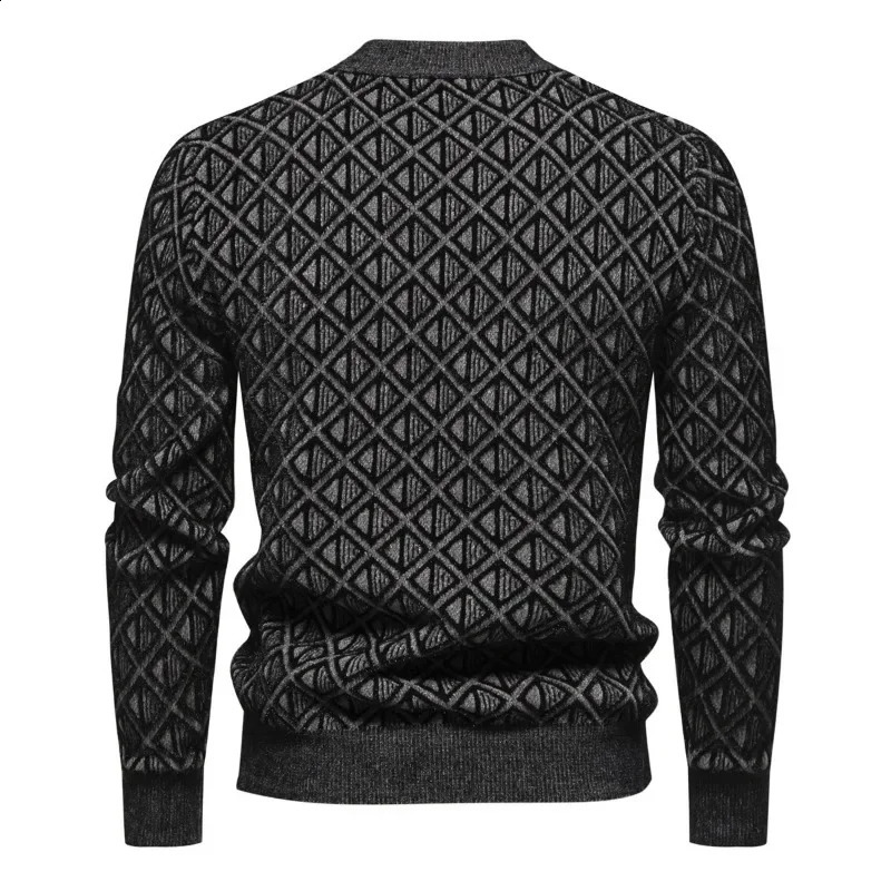 2024 Autumn and Winter Knitted Sweater Round Neck Fashionable Printed Warm Slim Fit Pullover Sweaters 240930