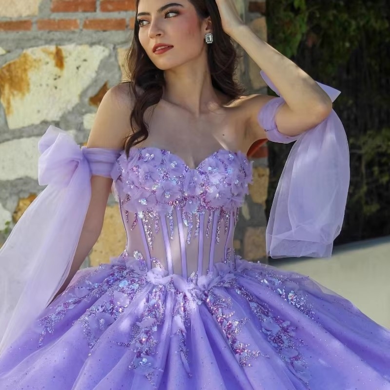 Luxury Lavender Shiny Quinceanera Dress Off The Shoulder Appliques Lace Beads Tull Princess Ball Gowns Sweet 16 Dress Vestidos De 15 Anos