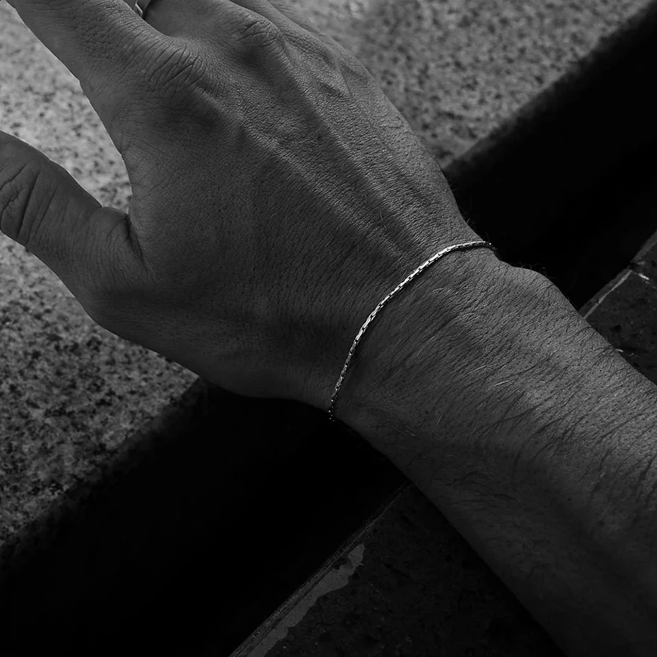 Stainless steel jewelry mens bracelet fashion trend non fading waterproof bracelet 10 pieces wholesale factory direct sales 240929