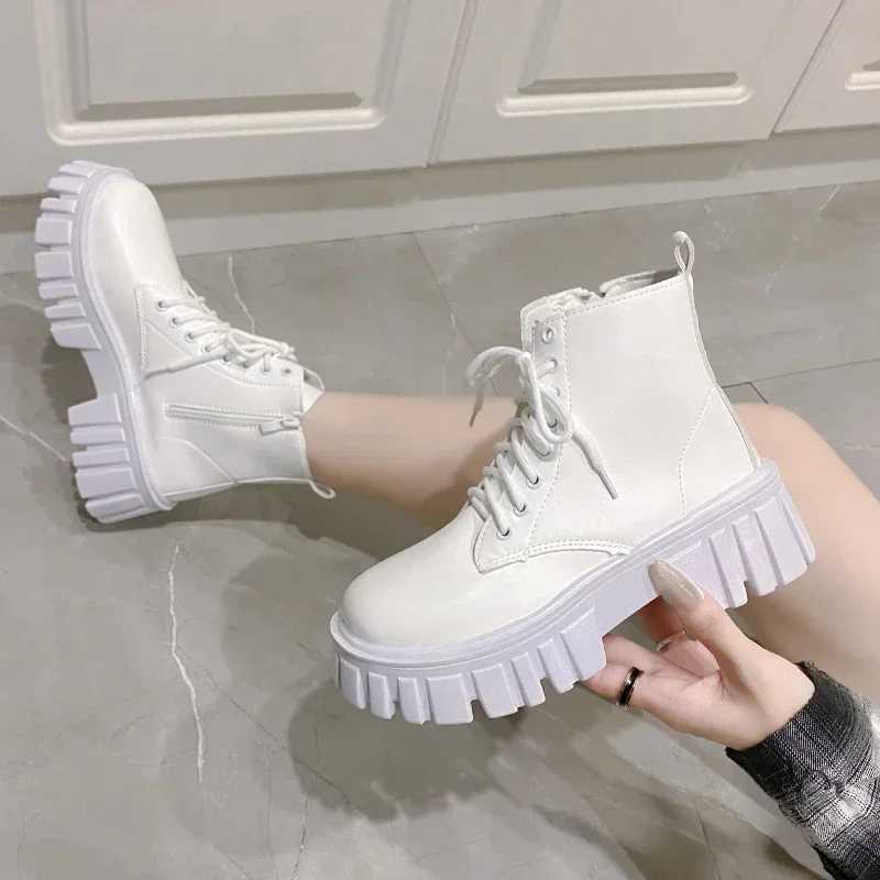 2024 White New Women Ankle Boots Autumn Winter Platform Zipper Women Punk Boots Thick Sole Lace Up Combat Booties Female MujerXJ250217