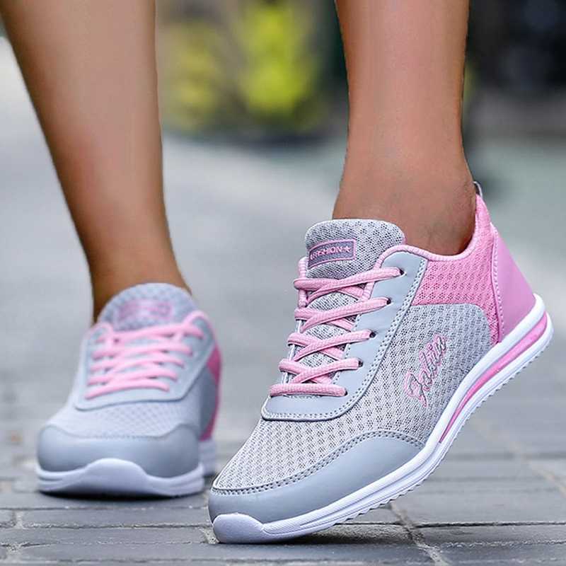 Breathable 2024 New Womens Sports Shoes Fashion Solid Color Soft Womens Sports Shoes Mesh Fabric Lace Upper Womens Shoes Y241007