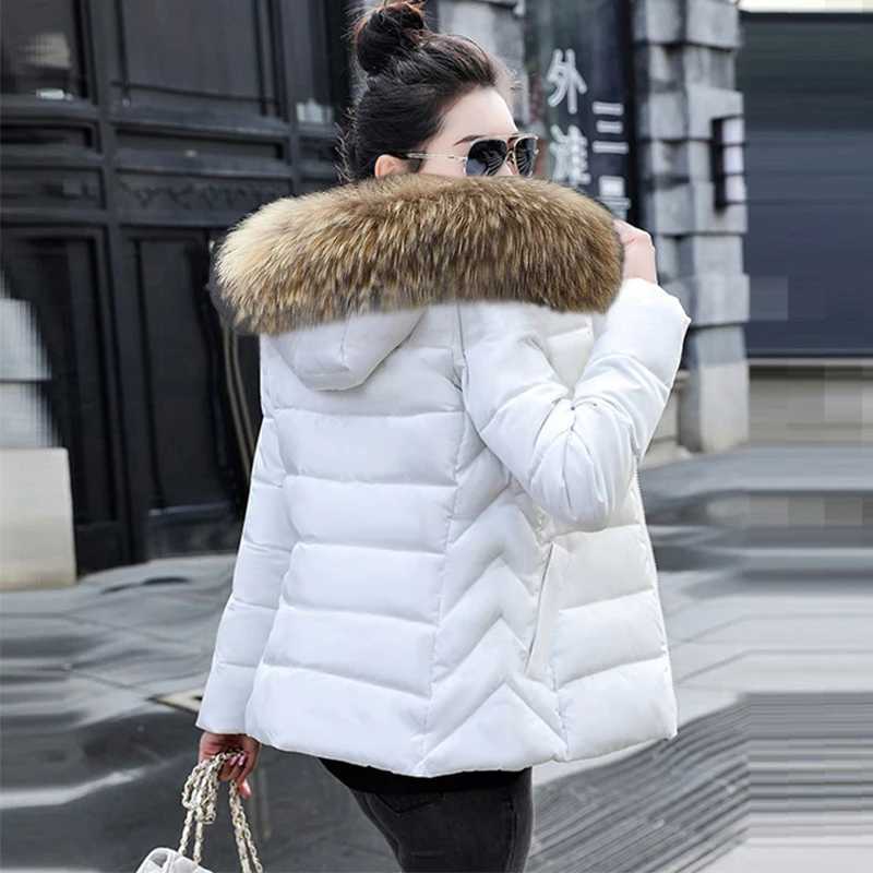 Autumn Coat Female Jacket New 2024 Hooded Parka Warm Big Fur Winter Jacket Women Wadded Ladies Plus size 5XL Womens down jacketX241019