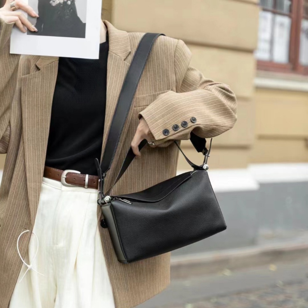 Moda Leather Texture Strap All-Match Zip Women Crossbody Dermis Solid Simple Commuter Underarm Cowhide Shoulder Bags Female