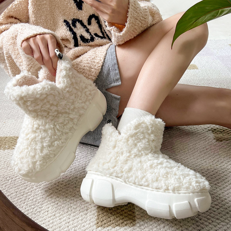 2024 New Designer Boots Winter Women's Snow Boots Cotton Outdoor Casual Shoes Thick soled Plush Warm Sports Shoes Campus Famous Brand Women'