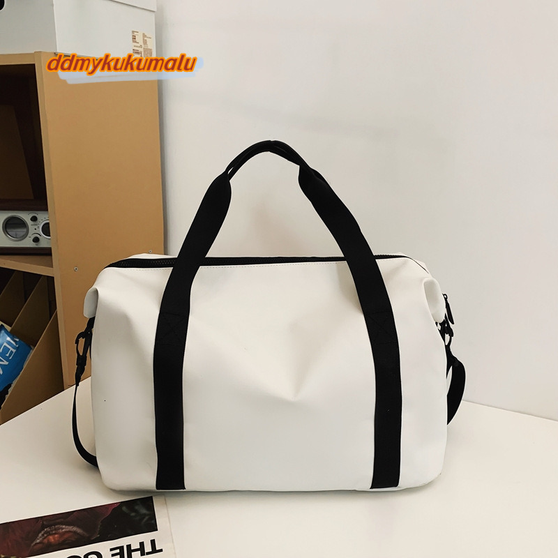 Korean version of ins new men's women's large capacity shoulder sports and fitness bag, simple travel, portable crossbody travel bag #36 ddm