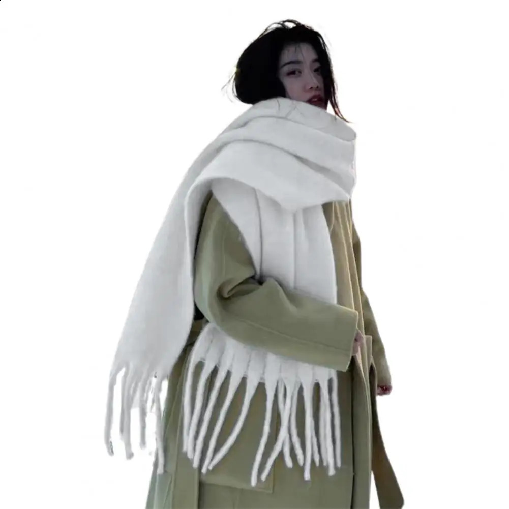 Womens winter solid color scarf tassel decoration imitates cashmere thick shawl elegant large warm scarf fashion accessories 241007