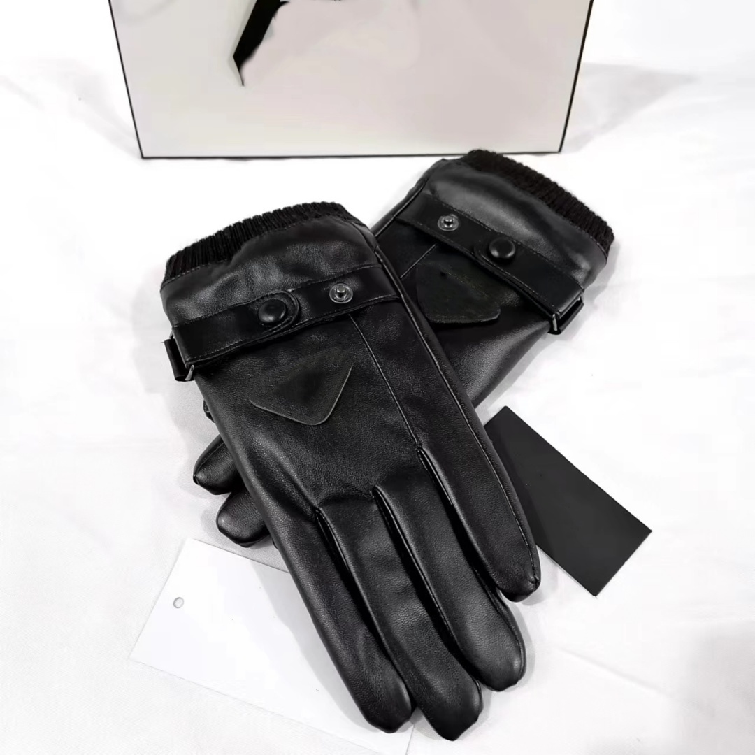 Men Womens Half Finger Gloves Designer Leather Gloves Winter Cycling Plus velvet Warm Gloves Soft Comfort Women Five Fingers Gloves Fingerless Gym Fitness Gloves