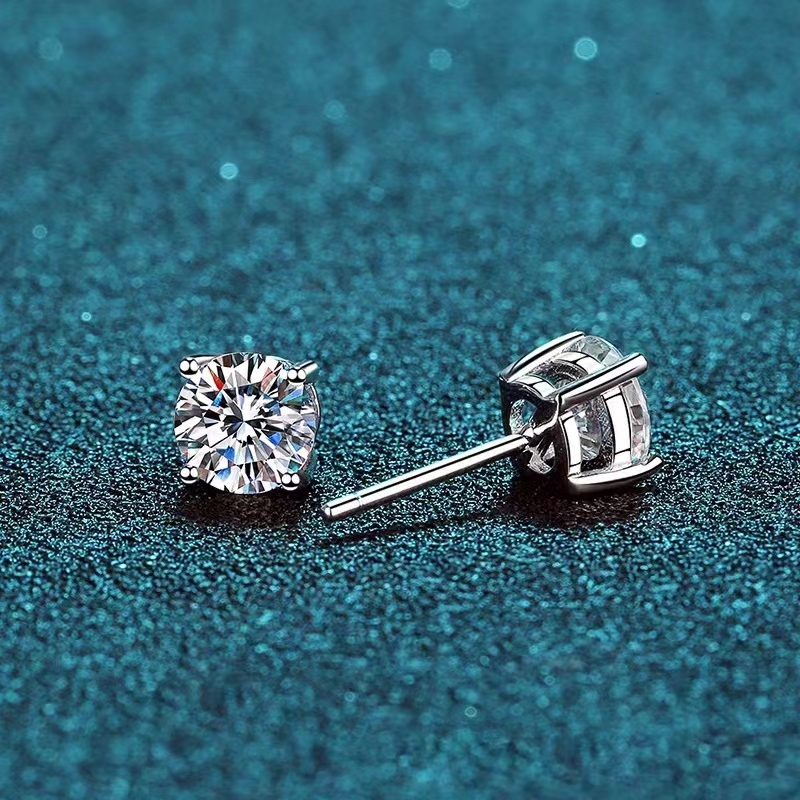 14k gold minimalist jewelry 0.5ct Moissanite dia stud earring for female