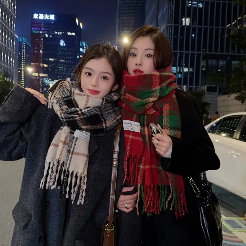 200x65cm Korean version Christmas checkered women autumn and winter atmosphere warm shawl senior student bib feeling 241007