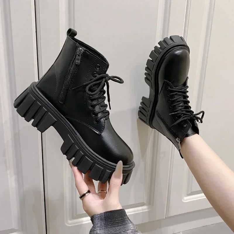 2024 White New Women Ankle Boots Autumn Winter Platform Zipper Women Punk Boots Thick Sole Lace Up Combat Booties Female MujerXJ250217