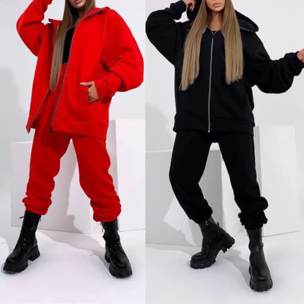 1 set of sportswear hoodie to keep warm womens polyester track suit thick fully matched pants 241007