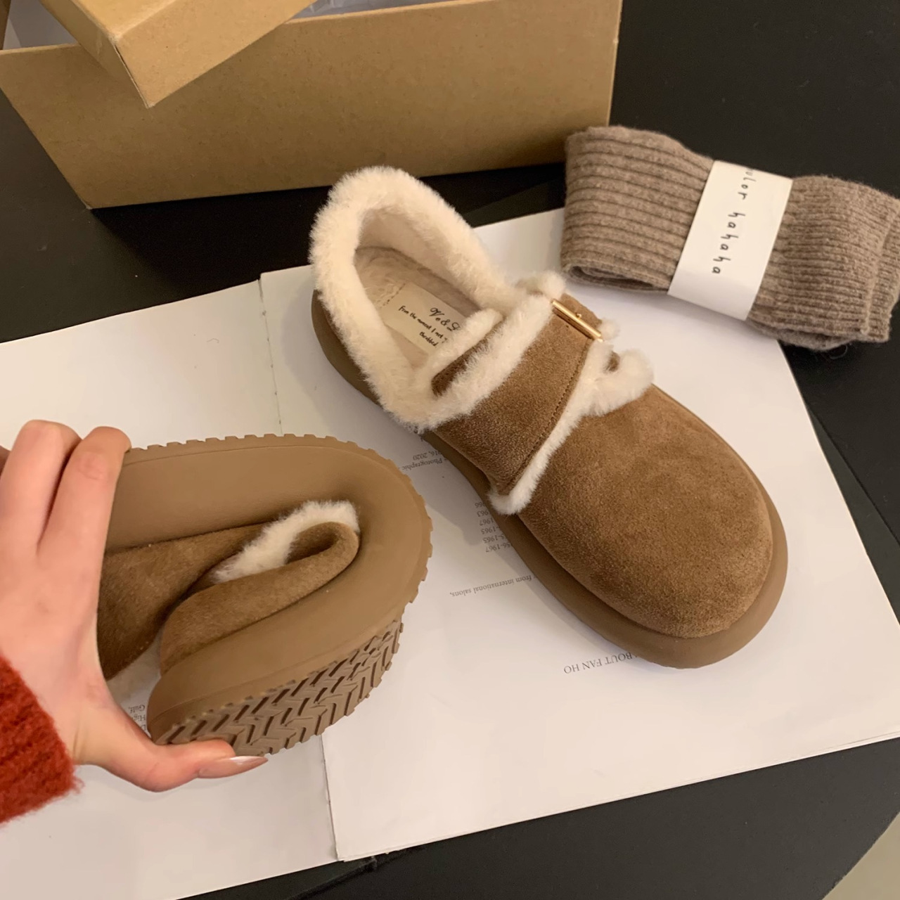 2024 Women's New Velvet Thick soled Warm Cotton Shoes