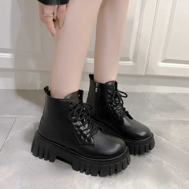 2024 White New Women Ankle Boots Autumn Winter Platform Zipper Women Punk Boots Thick Sole Lace Up Combat Booties Female MujerXJ250217