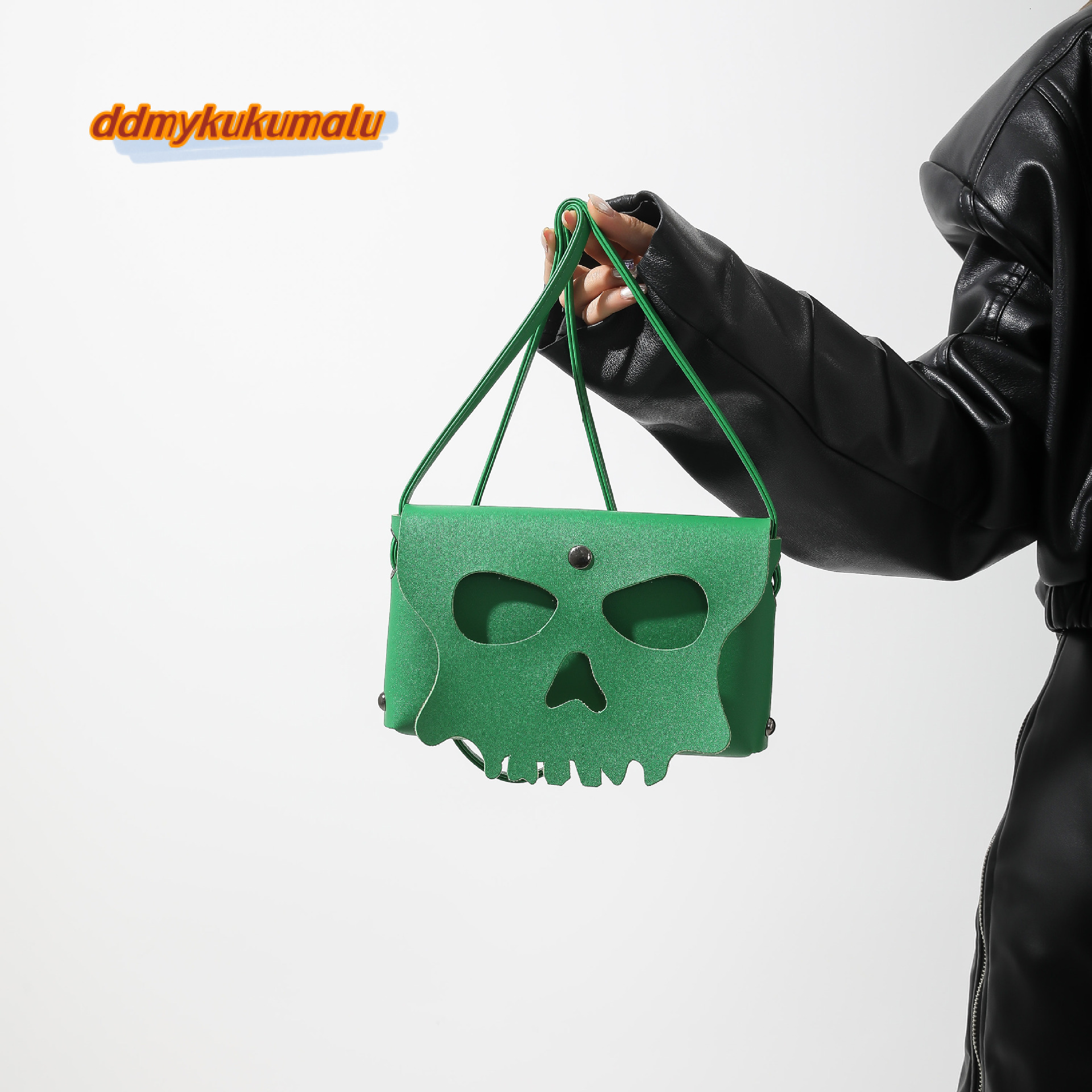 Halloween niche female 2024 new stylish diagonal cross small square bag, fashionable and personalized skull mask hole shoulder bag #11 ddmykukumalu