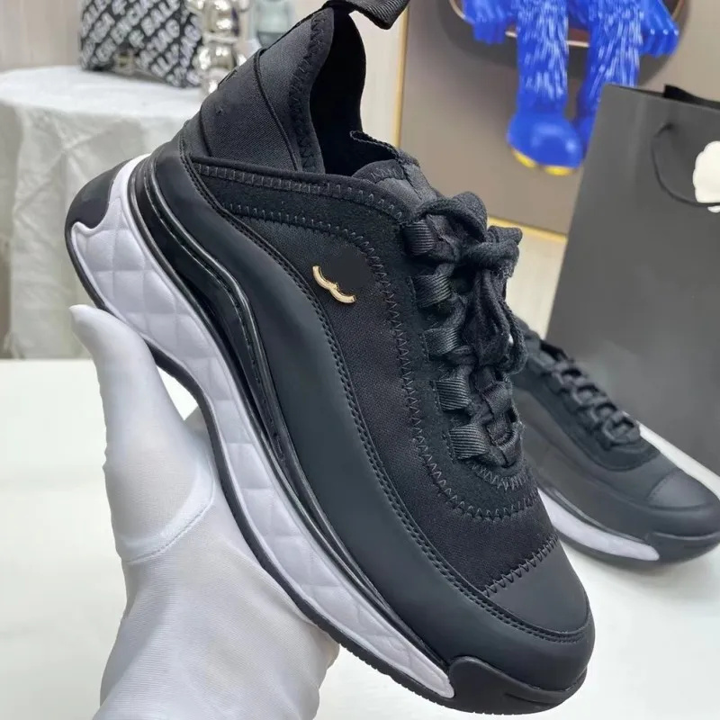 Designer Luxury Womens shoes Casual Outdoor Sneakers Vintage Suede Leather Womens and Men Trainers Fashion derma Casual Shoes x4