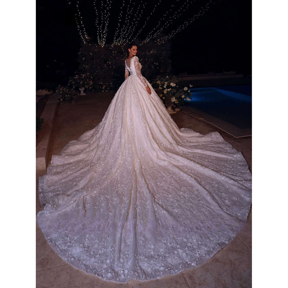 Gown Ball Wedding Dress Elegant V Neck Long Sleeved Lace Applique Beaded Bridal Gowns Custom Made Party Dresses s es