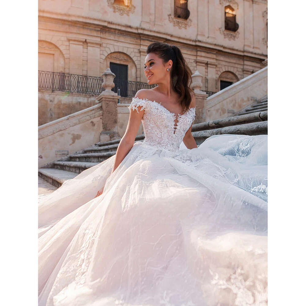 Off Elegant The Shoulder A E Wedding Dresses Sweetheart Lace Applique Beaded Sleeveless Bridal Gowns Vestido De Novia pplique