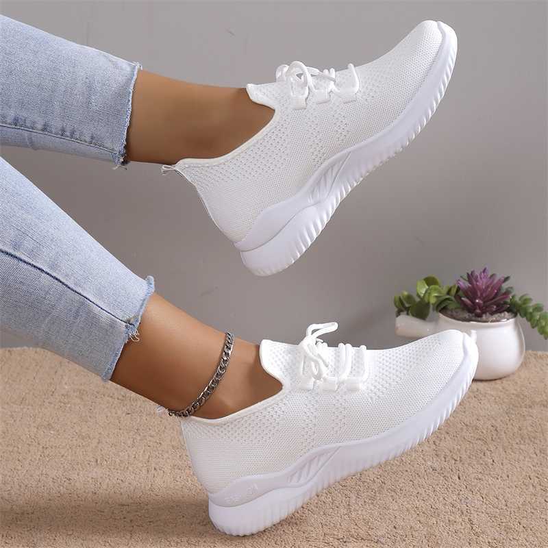 Womens sports shoes fashionable lace mesh breathable outdoor walking white shoes round toe anti slip thick soled tennis shoes Y241007