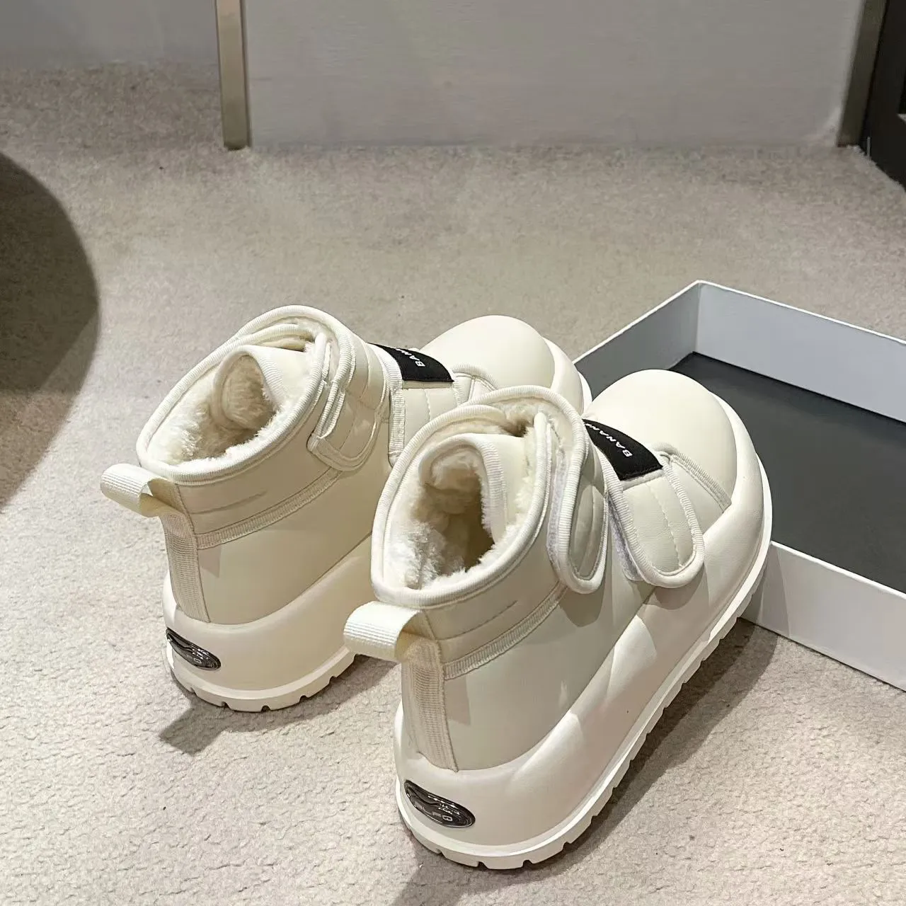 Women's winter Velcro and fleece warm high top snow boots short booties Cusual boot 241122