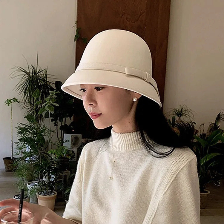2024 Autumn Spring Fedoras Women Hat Elegant Vintage Bowknot Wool Ladies Hat Dome Felt Wedding Church Jazz Cap Female Bow Bowler 240930