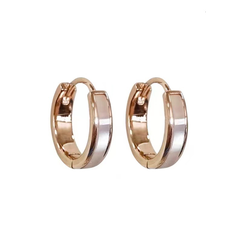 Minimalist plain buckle for women 2024 new niche ins, high-end, light , cold style design, ear ring