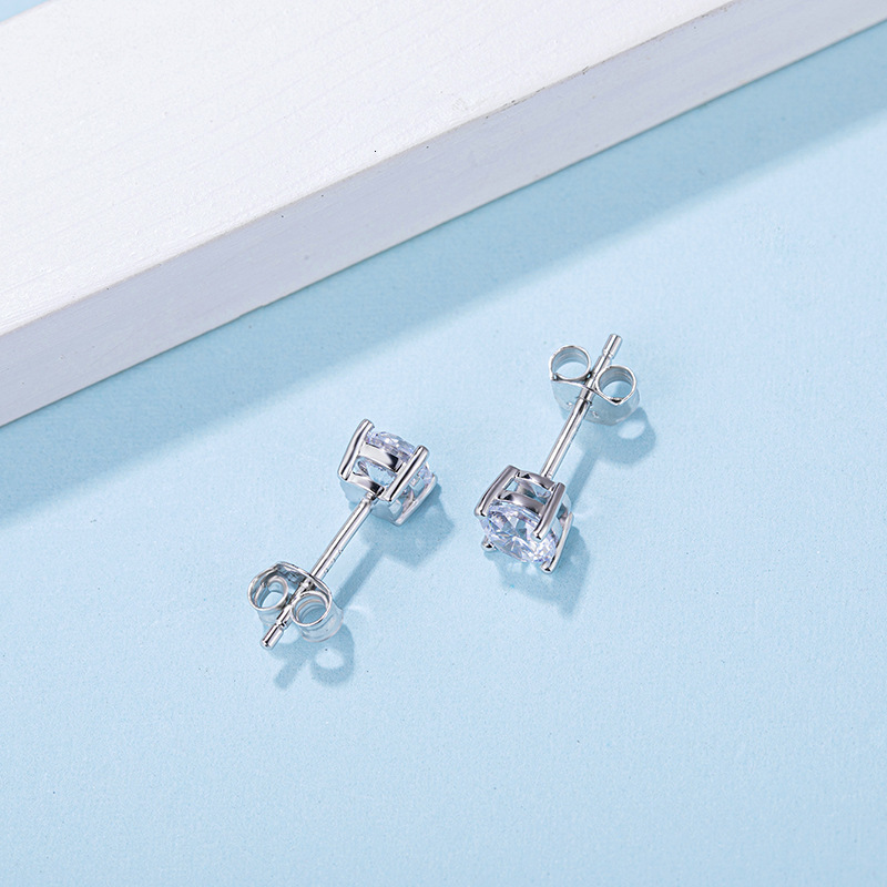 Wholesale hip hop 4 prong round sterg sier moissanite stud earrings