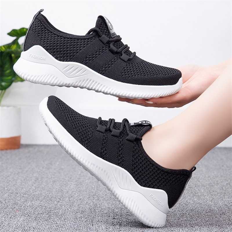 Womens shoes 2024 new casual and fashionable running shoes flight woven breathable womens shoes soft soled sports shoes Y241007