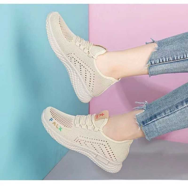 Womens breathable and anti slip platform fashionable autumn casual shoes Korean running shoes black sports shoes womens sports shoes Y241007