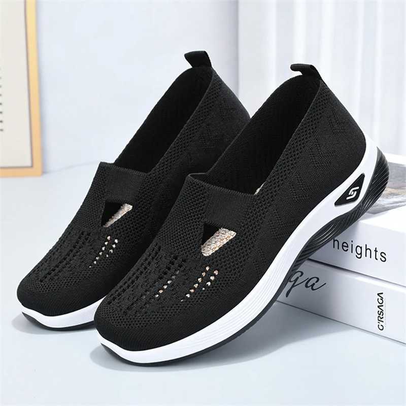 Breathable barefoot shoes comfortable genuine shoes anti slip walking sports shoes with arch support suitable for women Y241007