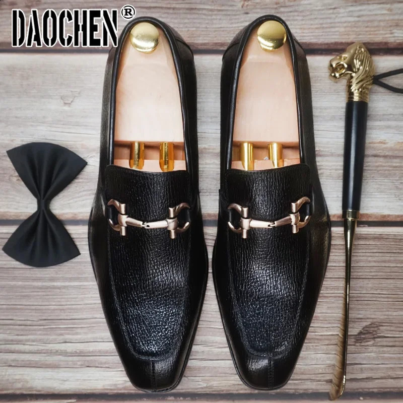 Men Leather Shoes Black White Horsebit Loafers Slip on Formal Men Dress Shoes Wedding Office Casual Shoes For Men 240927