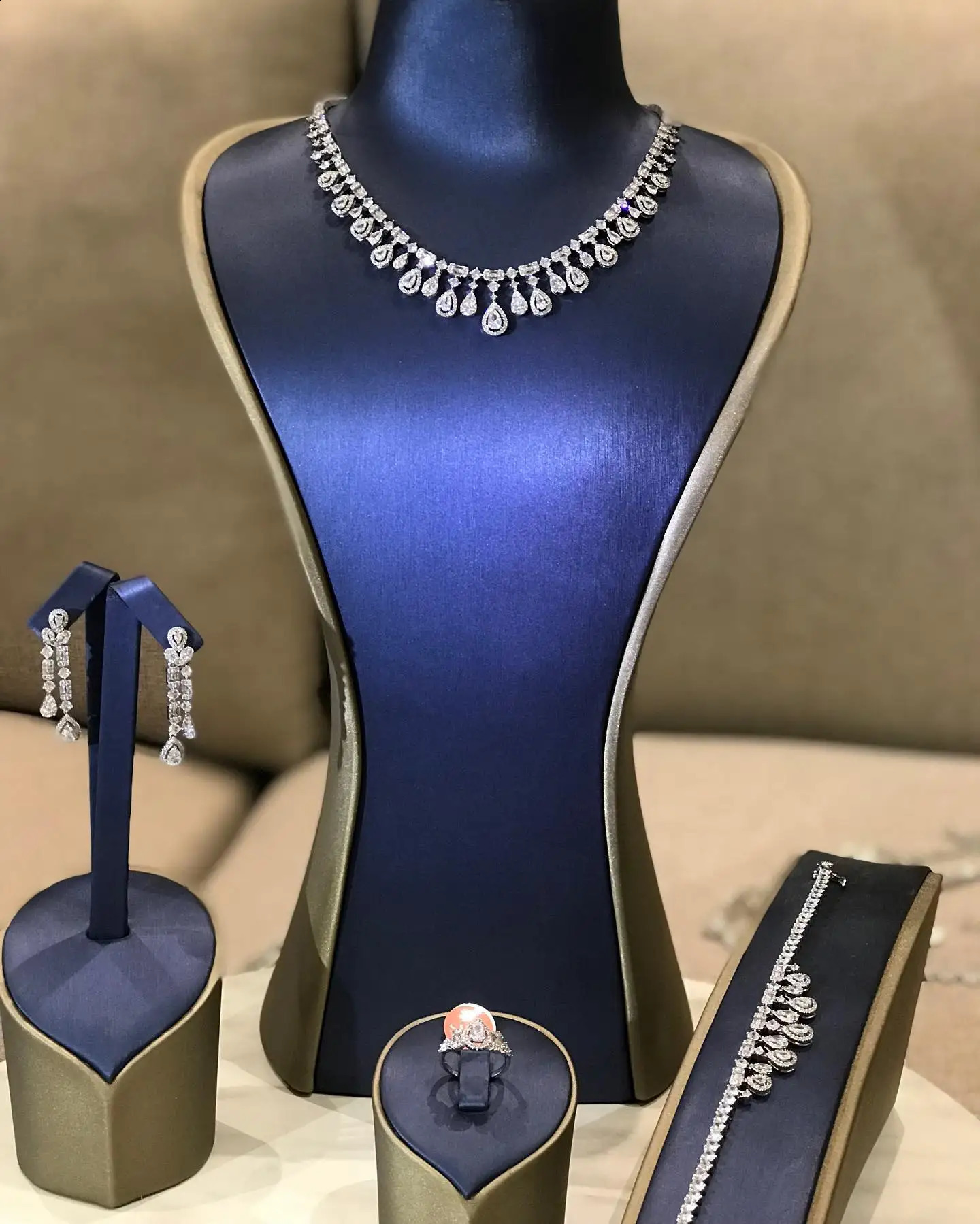 2024 4-piece Ring Cubic Zirconia Bridal Dubai Nigeria Crystal Wedding Jewelry Set 241007 Z260313